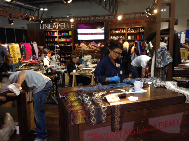 Empresas de couro brasileiras expõem na Lineapelle, em Milão