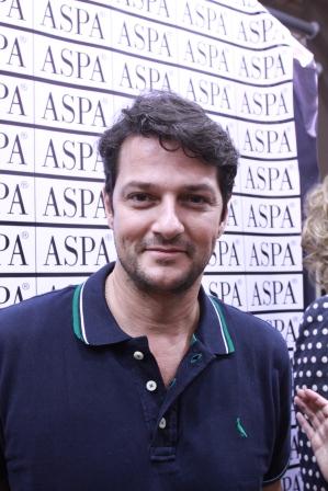 Famosos conferem as novidades da HAIR BRASIL