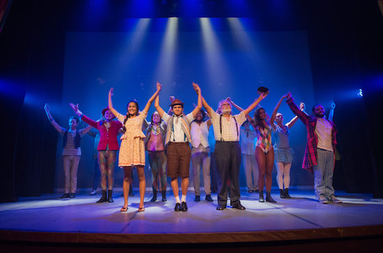 No “Dia Mundial do Teatro”, que tal reunir a família para assistir a um espetáculo?