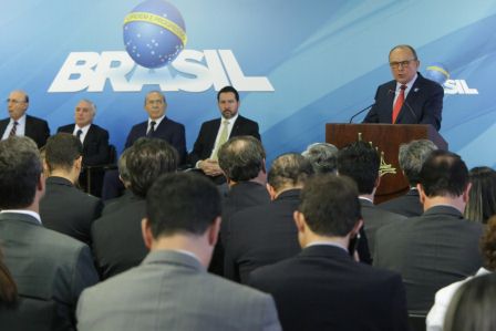 Honório Pinheiro comemora sanção da lei que autoriza o comércio a cobrar preços diferentes