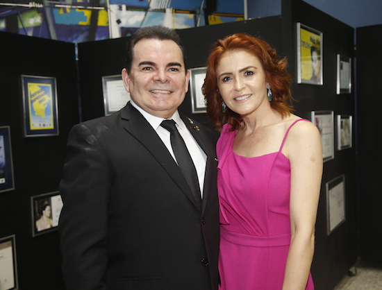 Walker Santiago celebra a nova idade e ganha homenagem de Raimundo Fagner