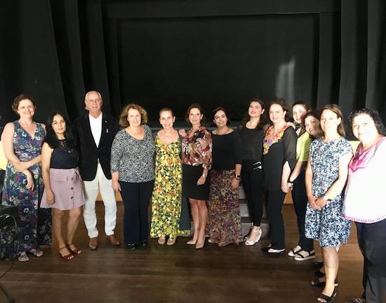 Grupo Mulheres do Brasil recebe comitiva da Suécia na sede da Edisca