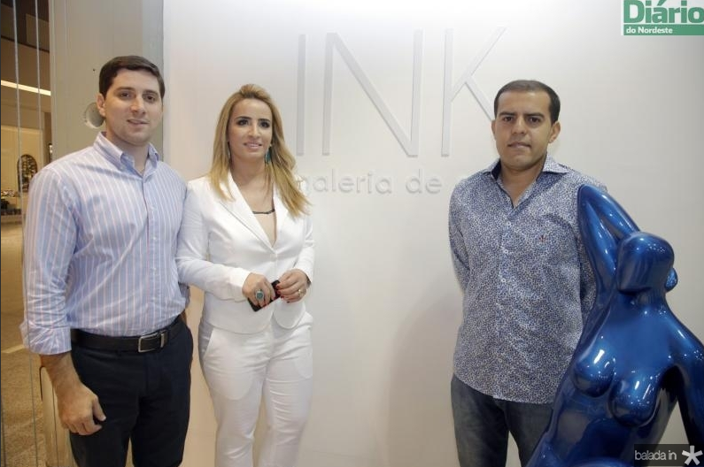 Cristina Vasconcelos estreia na Academia Cearense de Artes Plásticas