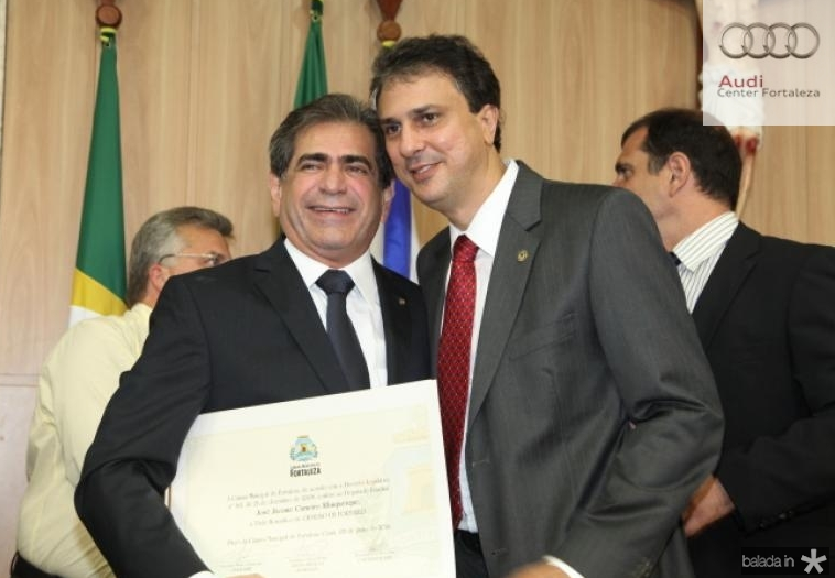 Beto Studart entrega Agenda da Indústria do Ceará à Camilo Santana