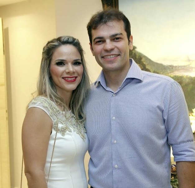 Lúcio Feijão pilota coquetel de inauguração da nova Faculdade Luciano Feijão!