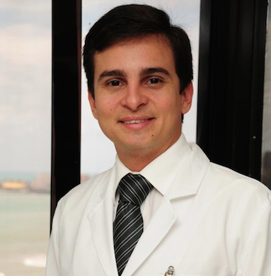 Dr. Eduardo Furlani inaugura clínica de cirurgia plástica