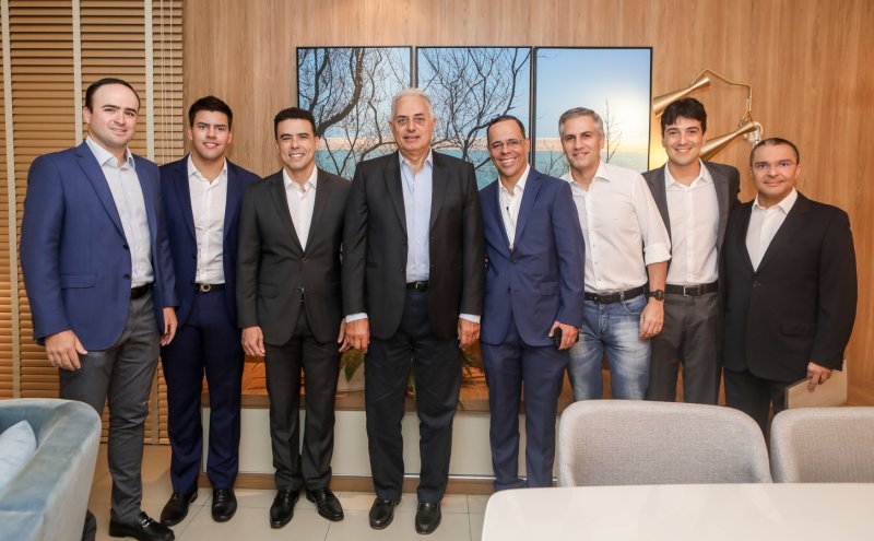 Multi 7 Capital recebe William Waack para discutir as estratégias de investimentos no atual cenário do país