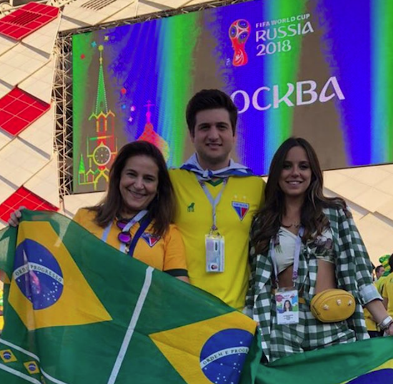 Vitória da seleção brasileira contra a Sérvia anima os torcedores cearenses