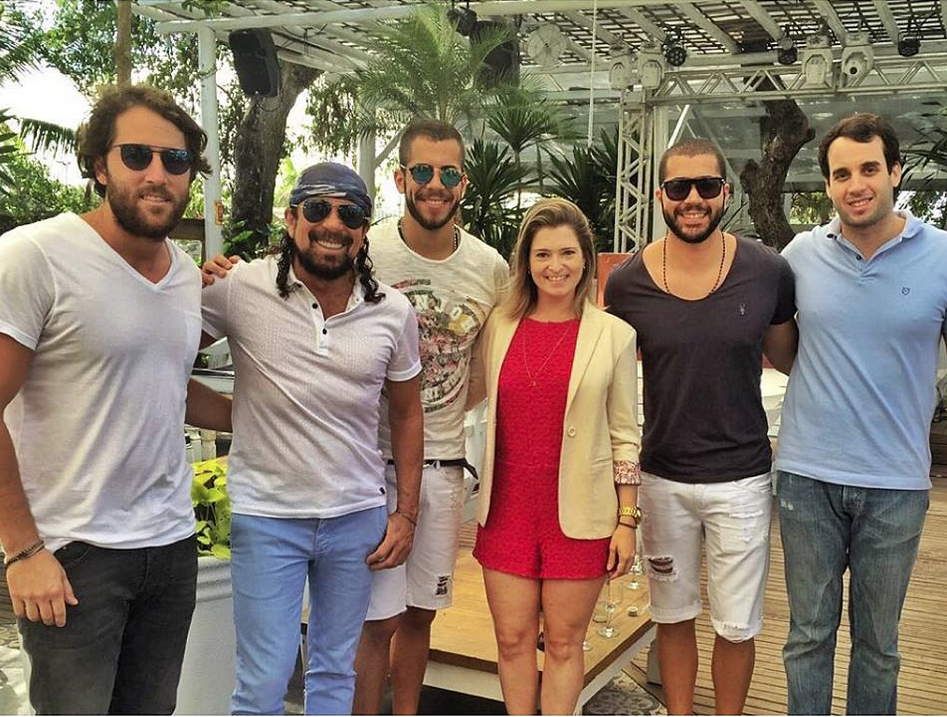 Bell Marques dá um pit-stop no Colosso Lake Lounge