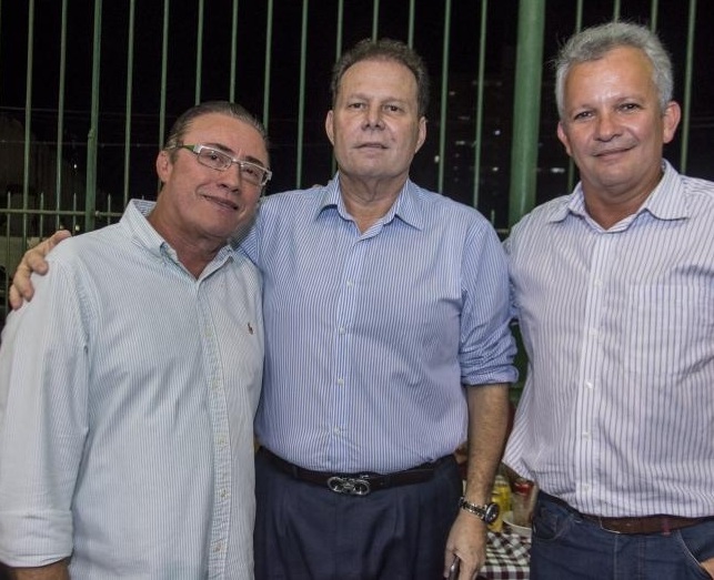 Júlio Ventura Neto leva Honda Novaluz para o Lá Fora Steak Park