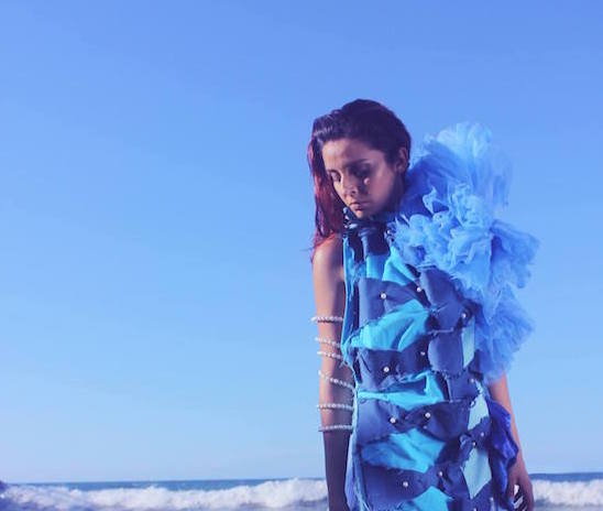 Diálogo entre a moda e a obra de Leonilson é tema de exposição no Sobrado Dr. José Lourenço