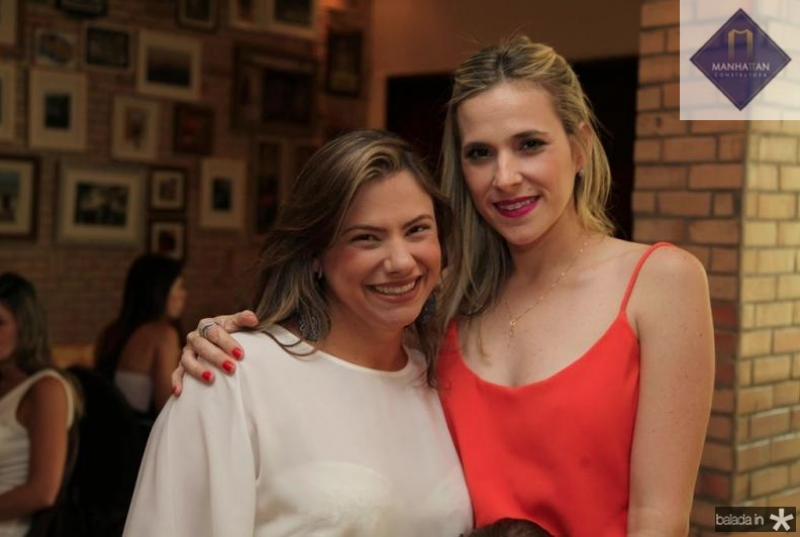 Martinha Freire ganha parabéns surpresa no Limone