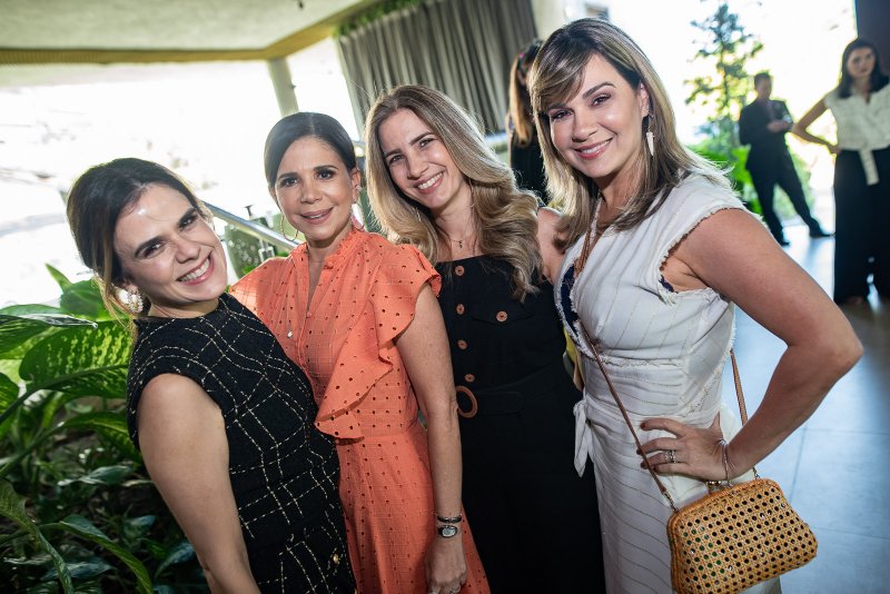 Lenita lança nova coleção em um almoço sensorial às cegas no Pipo Restaurante