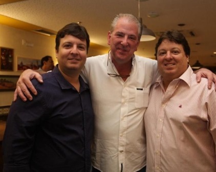 Sérgio Arno arma dinner para celebrar 30 anos de profissão