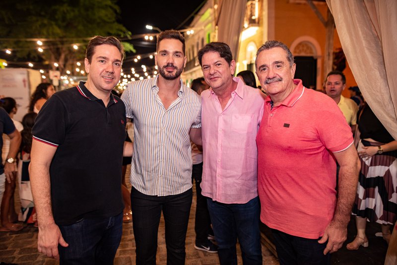 Bismarck Maia celebra os 177 do Aracati durante o III Festival de Gastronomia e Cultura