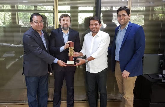 Élcio Batista é homenageado pela Agência Reguladora do Estado do Ceará