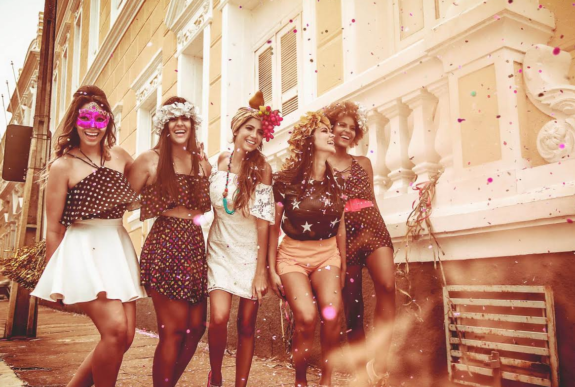 Happy hour movimenta a flagship de Iury Costa