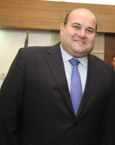 Roberto Cláudio discute projetos para 2014