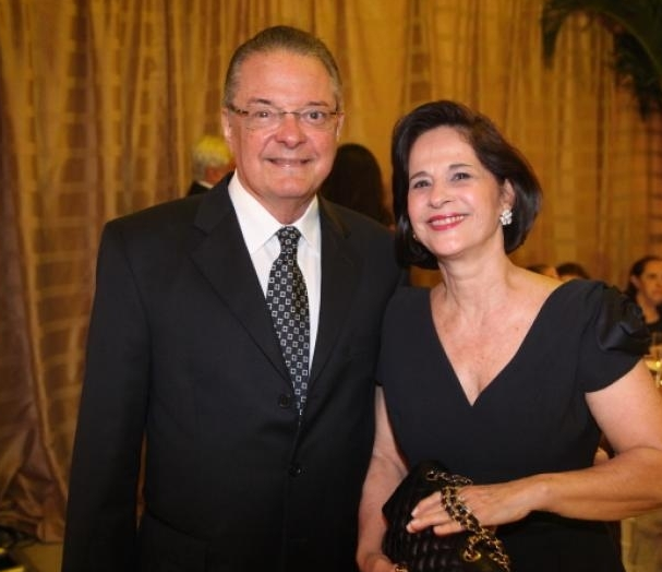 Walman Miranda brinda nova idade no Terraço Itália SP