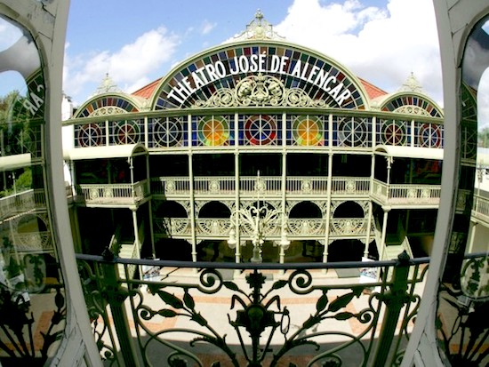 Theatro José de Alencar celebra seus 109 anos de história com uma programação especial