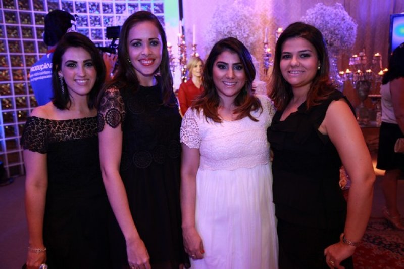 Blog Casamento 2.0 completa dois anos e arma desfile de noivas no Fashion Gourmet para comemorar