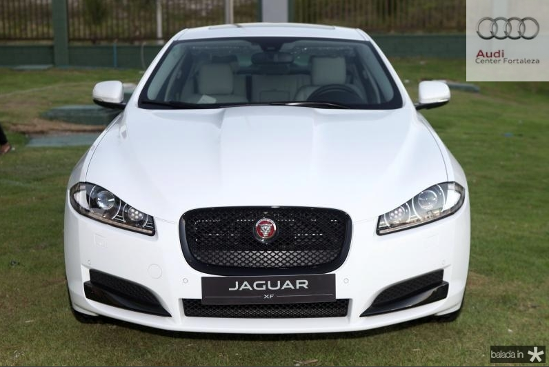 Jaguar XF deu um charme extra ao cocktail armado por Danilo Dias!
