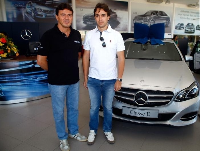 Extra! Extra! Mercedes Benz em condições nunca vistas!