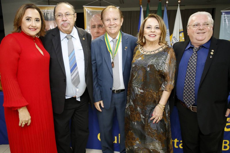 Em prestigiada solenidade, Frederico Carvalho recebe a Medalha Dr. José Pompeu Vasconcelos Filho
