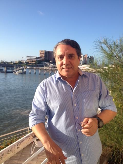 Guto Benevides é só expectativa para o lançamento do seu livro