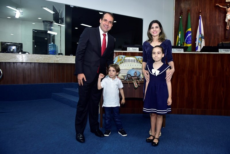 Em prestigiada solenidade, Salmito Filho é homenageado pela Câmara Municipal de Fortaleza