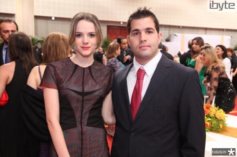 Felipe Rocha e Paula Sampaio ficam noivos