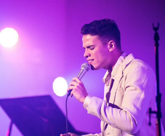 Marcos Lessa faz show beneficente em prol da Escola Waldorf Micael