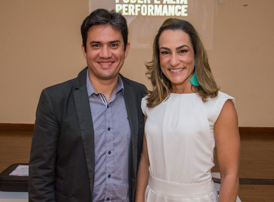 Que tal começar 2019 com o pé direito? Jean Araújo e Bianca Sales dão a dica!