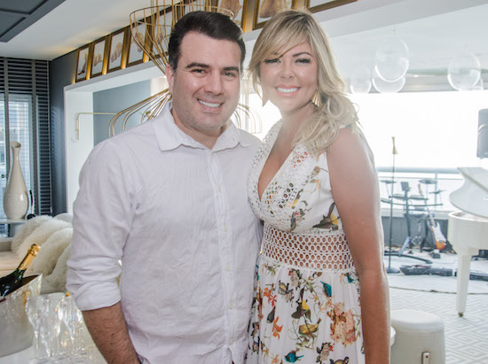 Danilo Dias promove Dia D da Beleza no Blue D Clinic