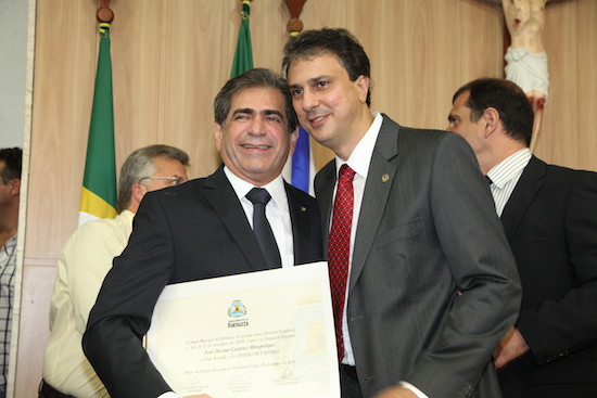 Cenário político se define para eleições no Ceará