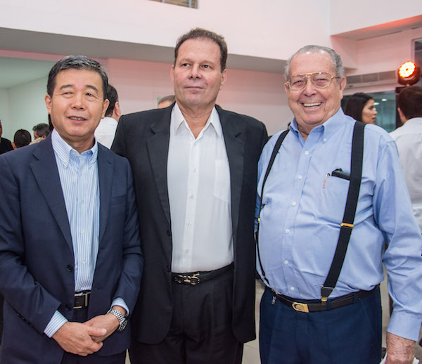 Honda Novaluz arma happening exclusivo e apresenta os modelos premium da marca japonesa