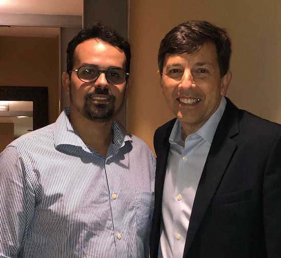 João Amoêdo reúne correligionários no Espaço Coco Bambu por Toca