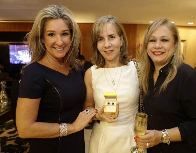 Sarah Philomeno arma  ‘Nhoque da Sorte’