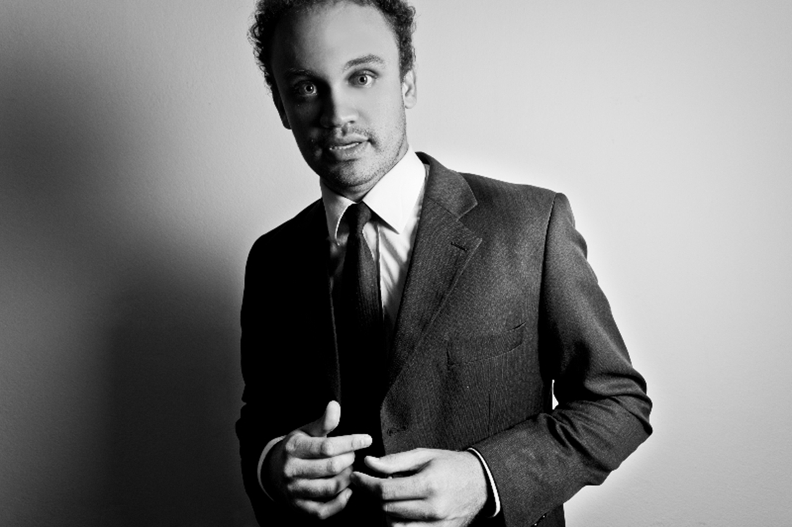 Aníbal grava DVD de músicas autorais e românticas