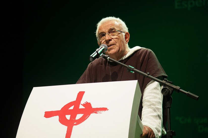 Padre Airton Freire fala sobre ”O Amor”, no Teatro do RioMar