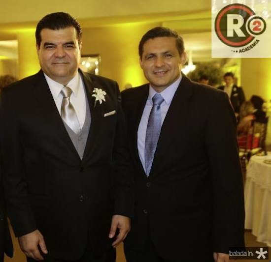 Mercedes-Benz aumenta produção de caminhões