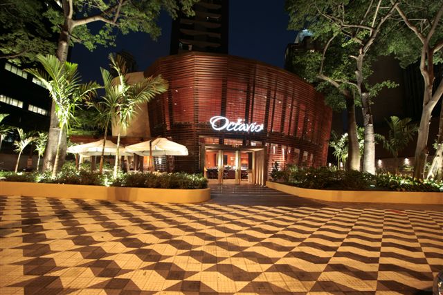 Requinte até pra tomar um cafezinho