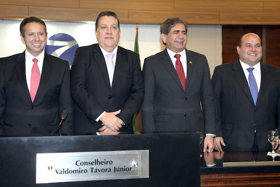 Valdomiro Távora reassume Presidência do TCE