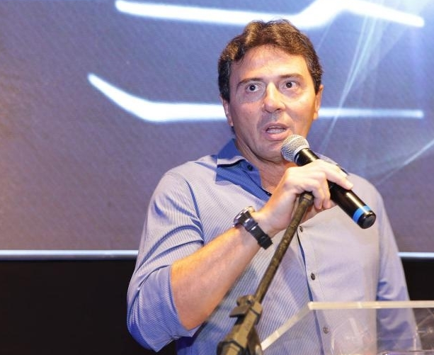 Novo Lexus RX 350 aterrissa no Lounge Newland Iguatemi