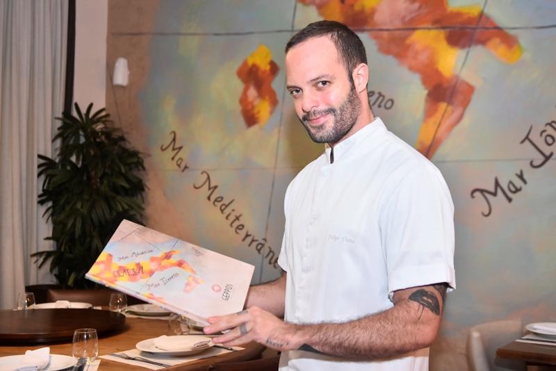 Felipe Viana concorre ao título de Chef do Ano no Prêmio Sabores da Cidade