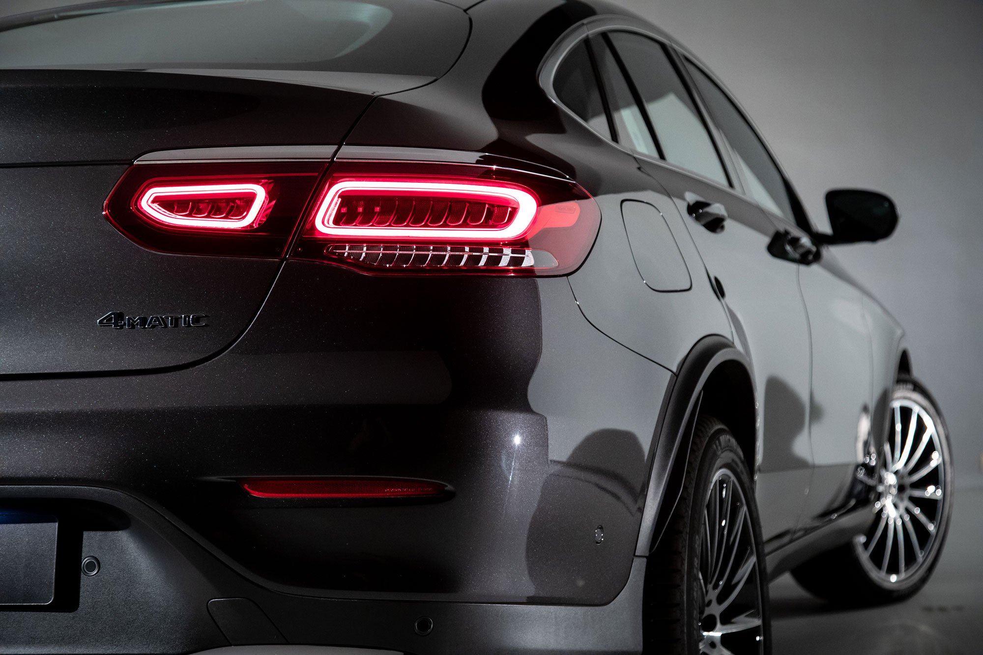 Mercedes-Benz apresenta nova família GLC com MBUX e motor a diesel