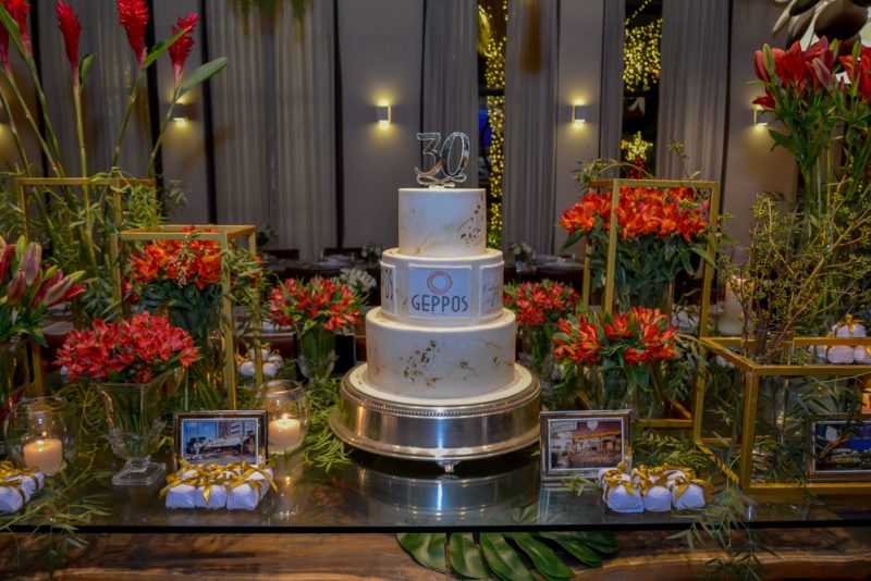 Celebration Time - Crica Bezerra de Menezes pilota a comemoração de 30 anos do Grupo Geppos