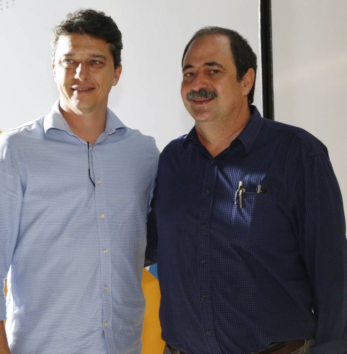 Andre Siqueira E Paulo Andre Holanda