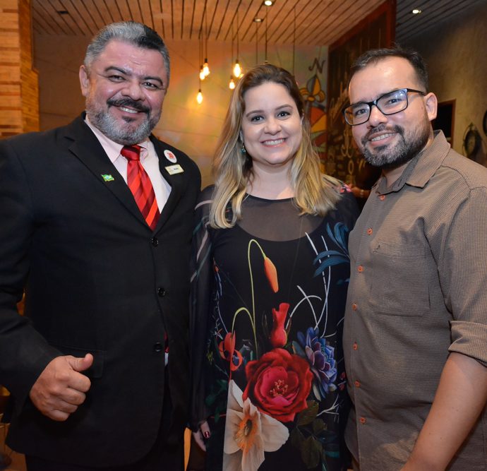 Assis Rodrigues, Julia Vieira E Mateus Valente