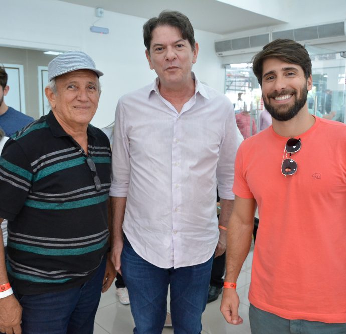 Bezerra, Cid Gomes E Vinicios Monthi